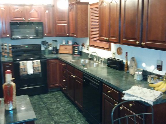 4th image of 3921 S Valleybrook Clayton