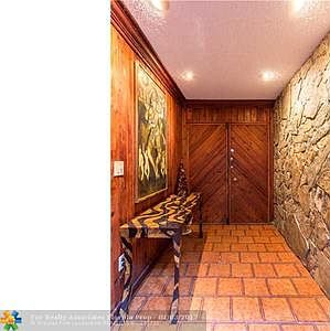 3rd image of 4941 SW 94th Ave