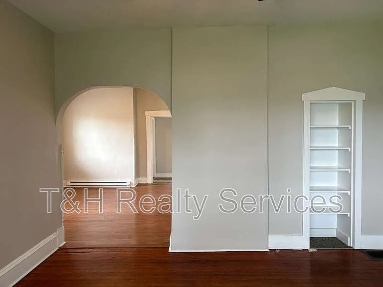 1258 E Naomi St — Photo 6