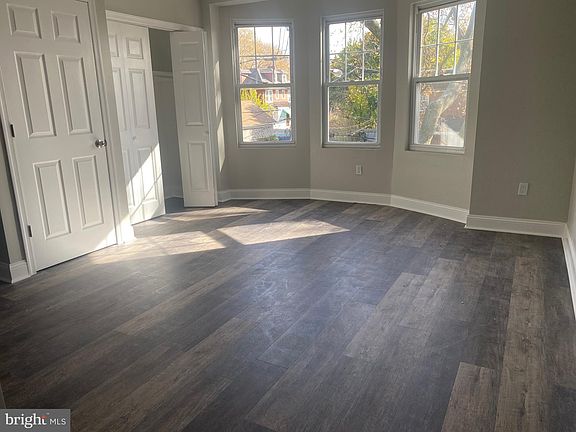 3rd image of 6326 Newtown Ave