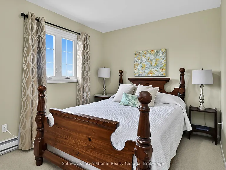 139 Lakeshore Rd E #10 — Photo 22