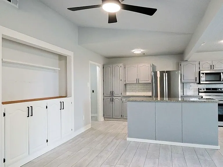 1710 Bob White Ct — Photo 6