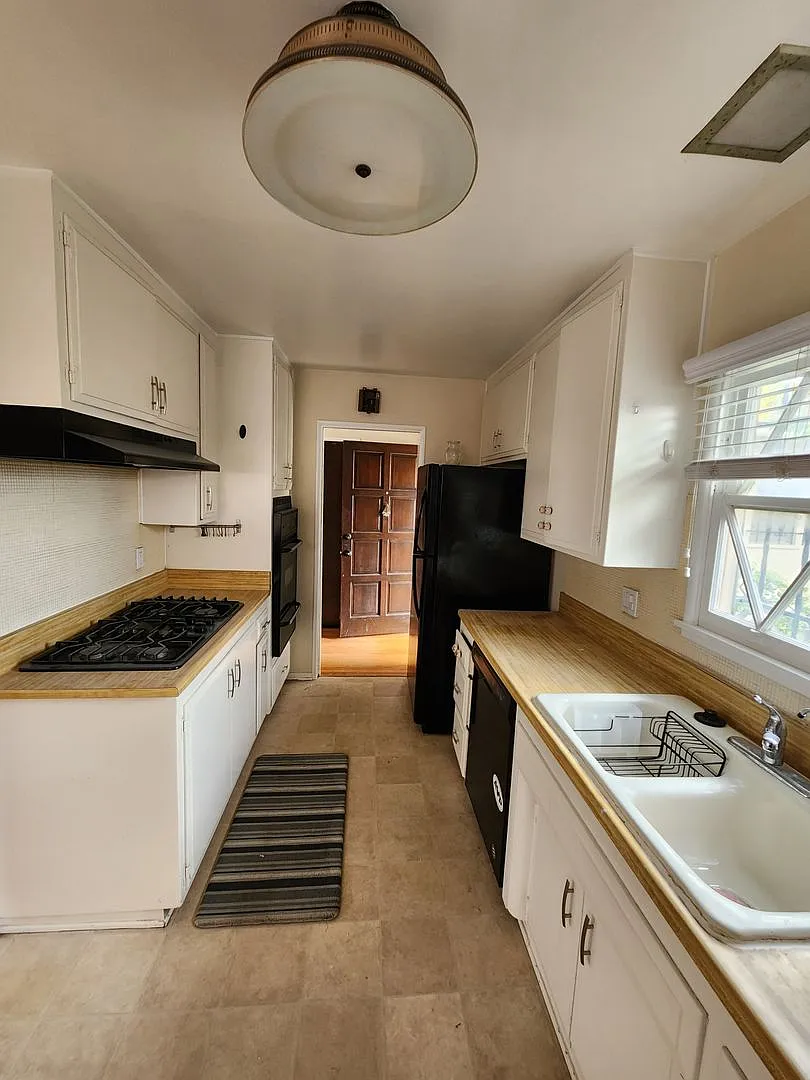Single Story 3BR Home in Serra Mesa — Photo 4