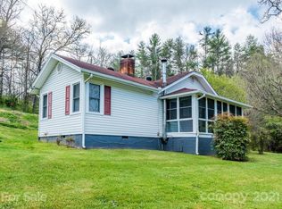 1401 New Stock Rd, Weaverville, NC 28787
