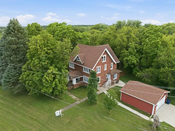 8051 N Granville ROAD, Milwaukee, WI 53224