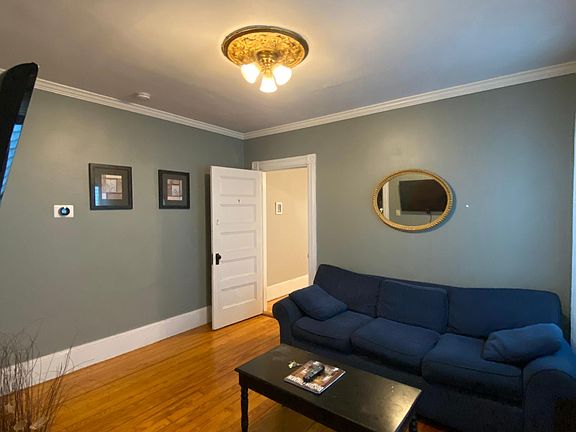 Living room (furnishings optional)