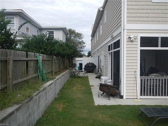 4th image of 210 56th St #B