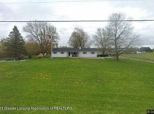 6710 E Mount Hope Hwy, Grand Ledge, MI 48837