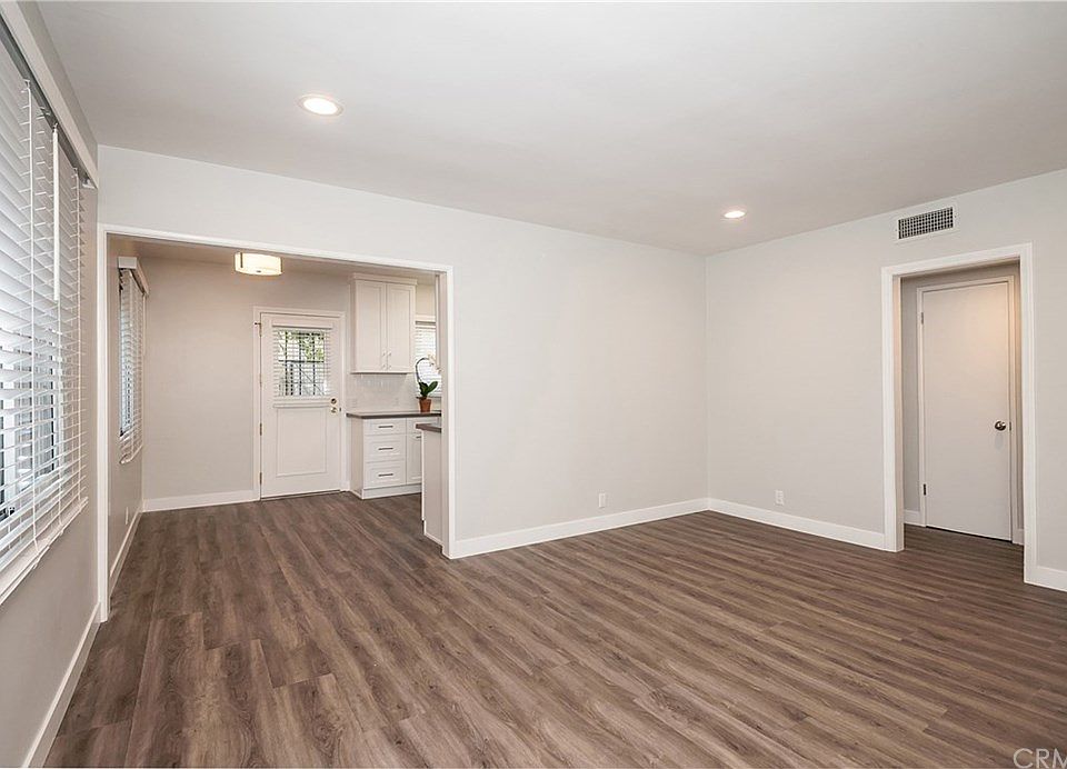 1st image of 504 S Osage Ave