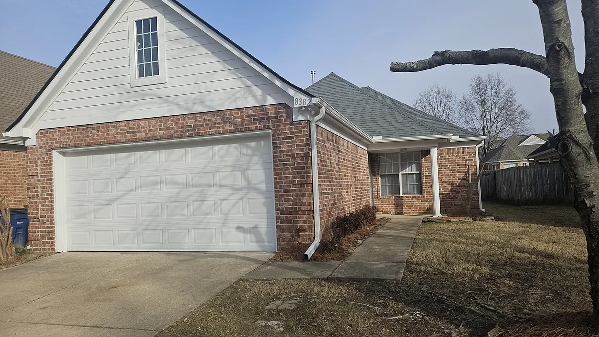 Two car garage - 8382 Regal Bend Dr
