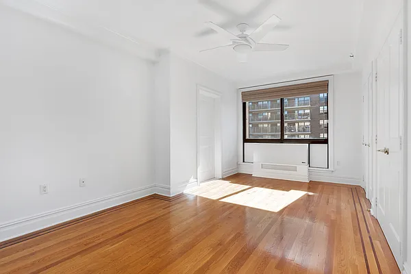 Rented by Cooper & Cooper Real Estate | media 26