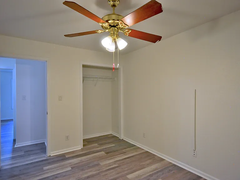 973 Hot Shot Dr — Photo 22