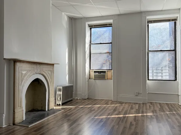 230 Sixth Avenue image 1 of 9