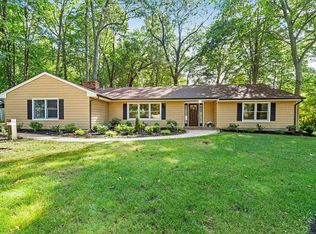 2 Pitts Ct, Middletown, NJ 07748