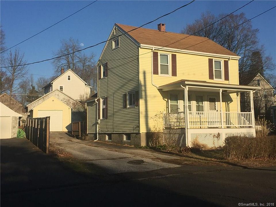 2nd image of 15 Whaley St
