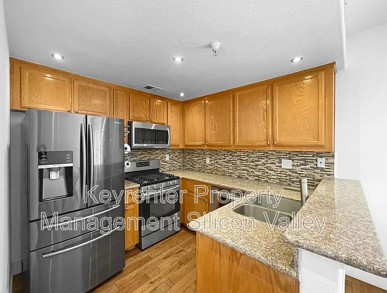 3157 Regency Ave #612 — Photo 8