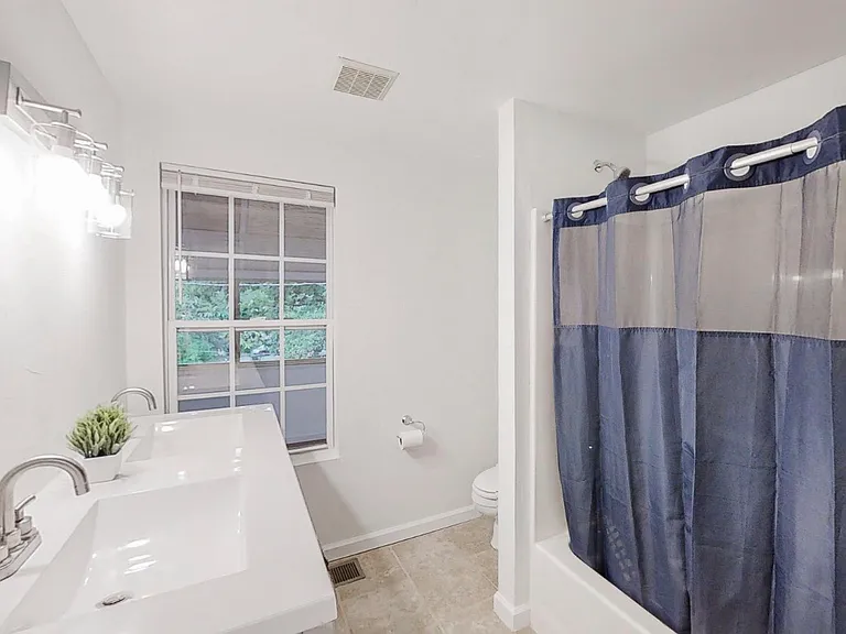 6029 Ridge Dr SE — Photo 6
