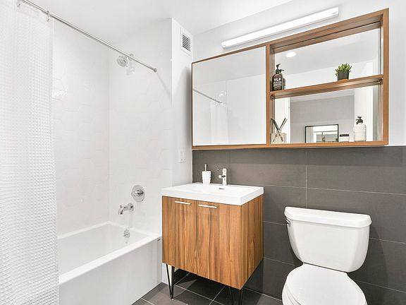 3rd image of 150 Union Ave #5T