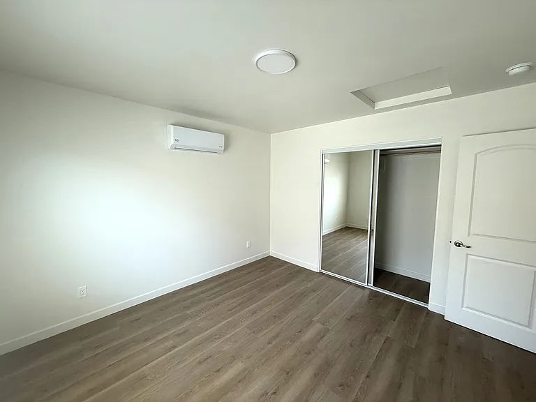 18423 Clarkdale Ave #18423 — Photo 11