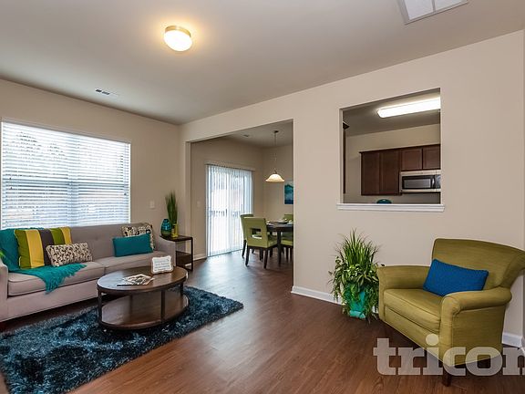 4th image of 2075 Aragon Ln