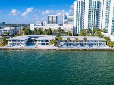 7927 East Dr APT 273, North Bay Village, FL, 33141