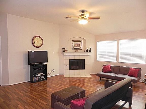 3rd image of 6211 Hillside Ln