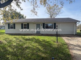 2002 Montford Dr, Fort Wayne, IN 46816