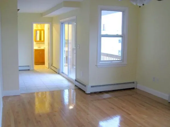 13 Bonair St #1, Somerville, MA 02145
