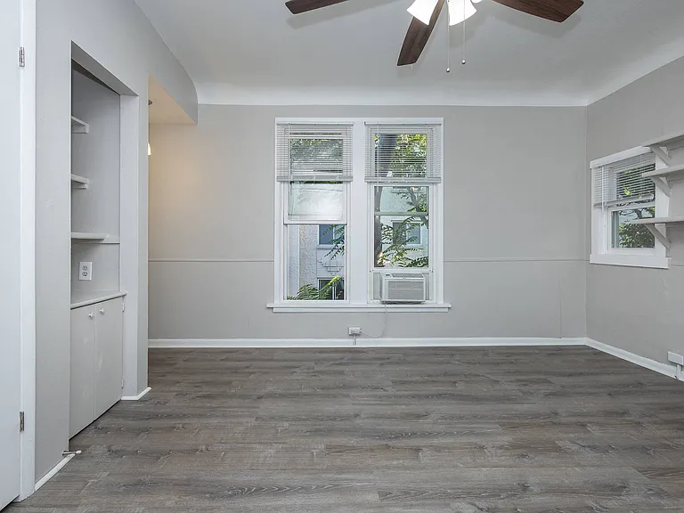 1141 N Washington St — Photo 21