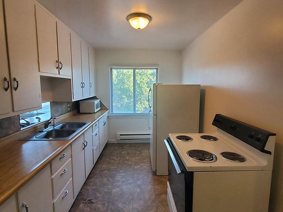 3rd image of 549 N Water Ave APT 8