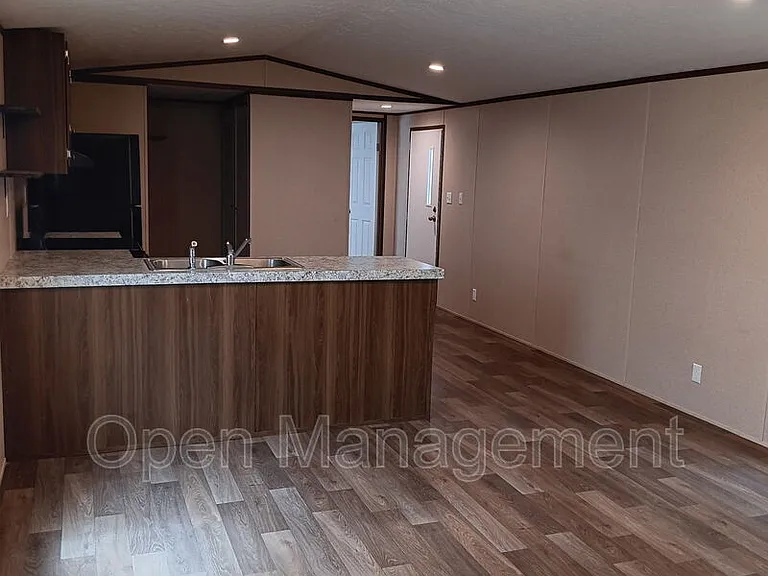 2501 Martin Luther King Blvd #614 — Photo 9