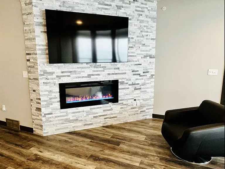 570 Linden Dr #412 — Photo 13