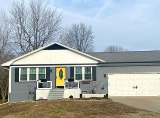 260 Windmere Dr, Paducah, KY 42001