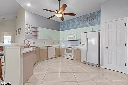 3rd image of 100 Islamorada Blvd