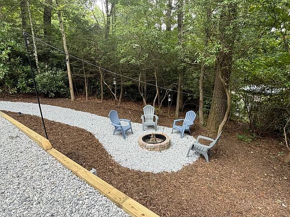 4th image of 185 Elderberry Loop