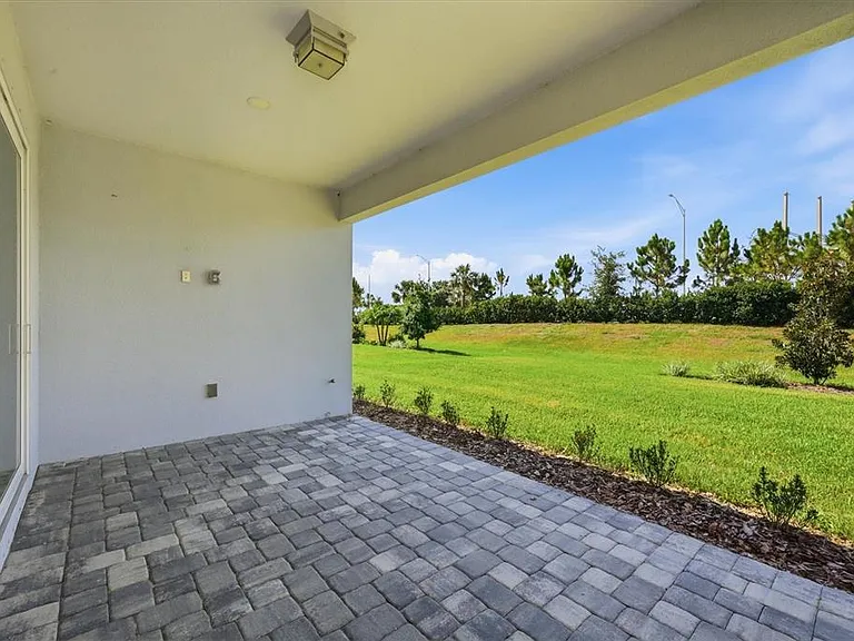 8113 Sternway Rd — Photo 29