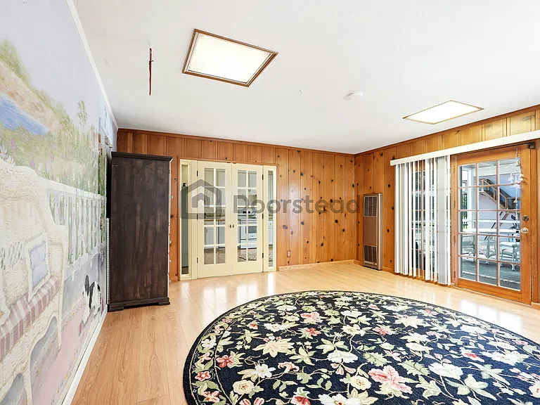 191 Pickwick Dr — Photo 33