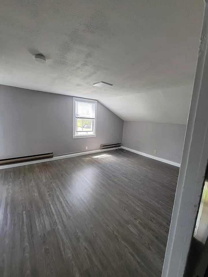 6290 N Kirkville Rd — Photo 3