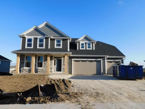 848 Kohlwey DRIVE, Grafton, WI 53024
