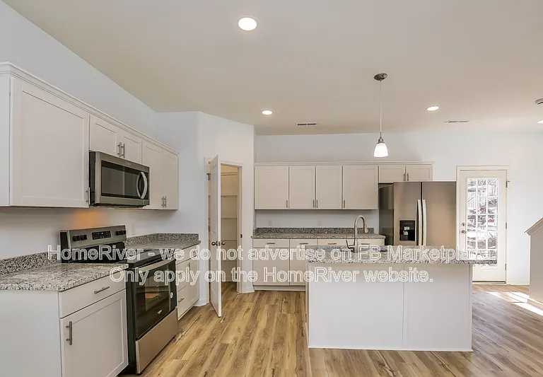 817 Chandler Ave — Photo 7