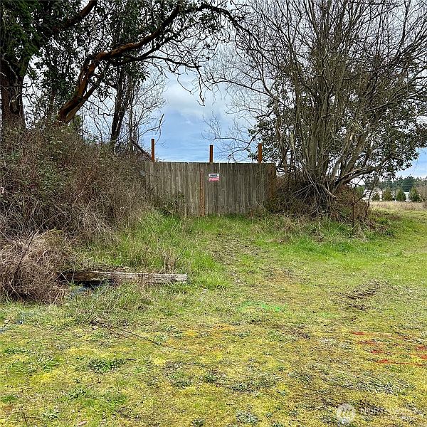 4th image of 2740 Discovery Road