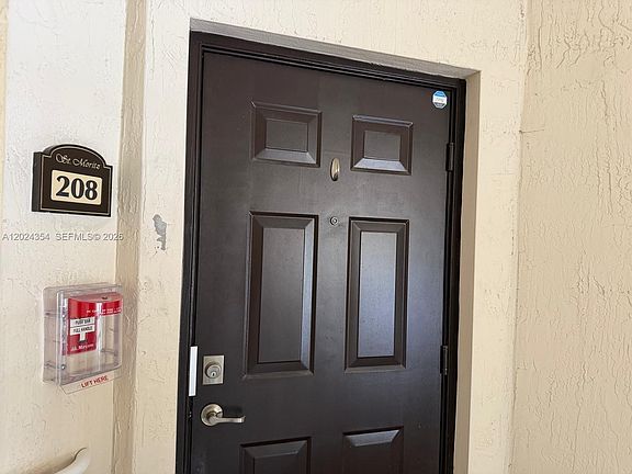 3rd image of 11403 NW 89th St APT 208