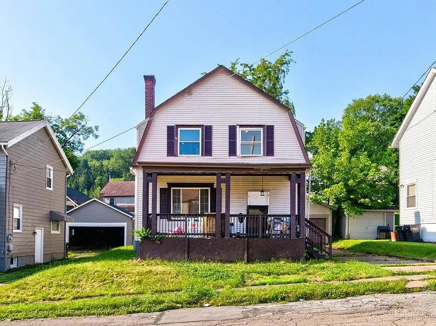 1043 Wade St photo 1