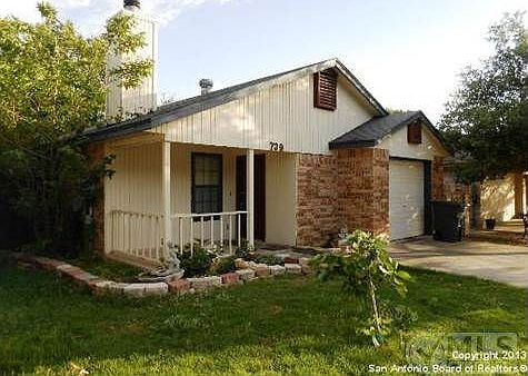 1st image of 739 Briarbend Dr