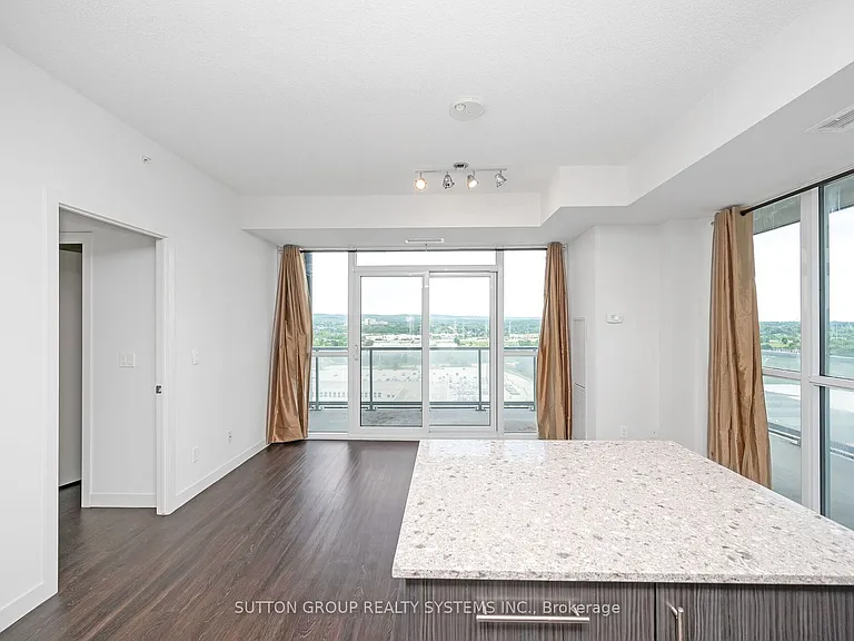 Fairview St — Photo 10