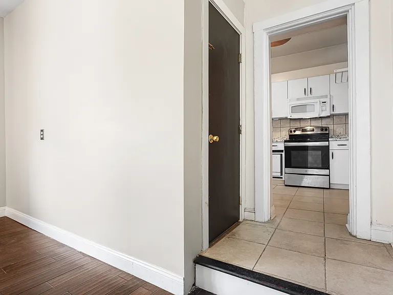 1101 E Palmer St — Photo 10
