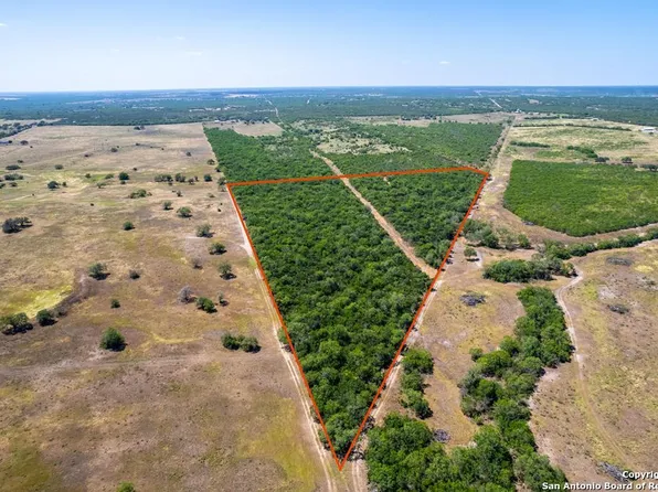 000 County Road 346, Beeville 78102