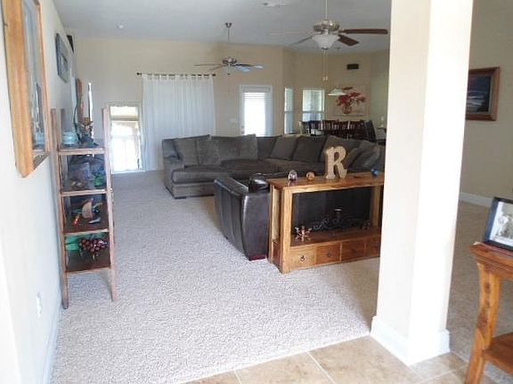 4th image of 1497 Woodlawn Way
