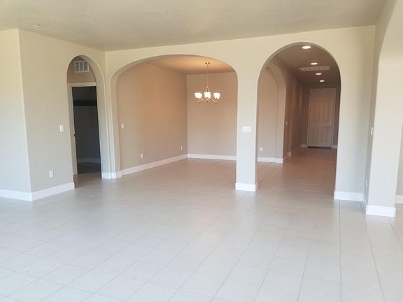 Dining Room/Entry Way