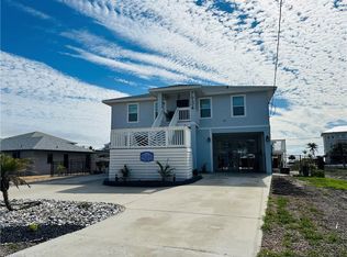 7934 Buccaneer Dr, Fort Myers Beach, FL 33931